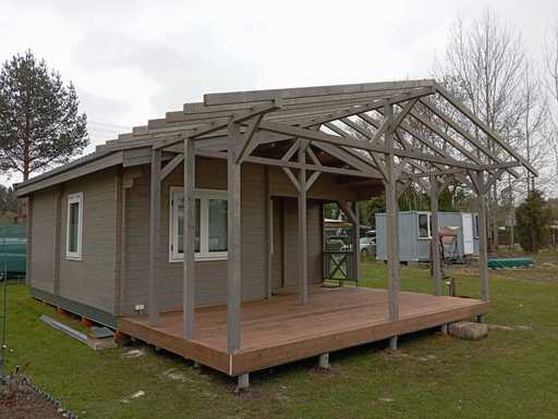 Bästa Pergolaidéerna för en Liten Trädgård: Ett Träskydd Fäst vid Huset och Andra Platsbesparande Lösningar