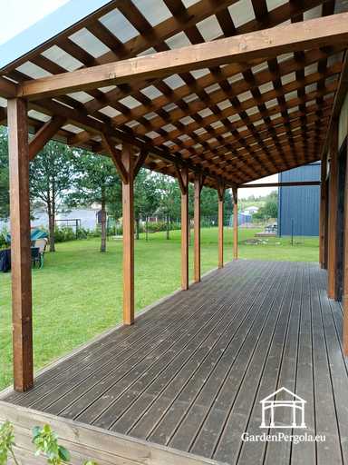 Luonnollinen 2,4 x 9 m puinen veranta ilman terassia